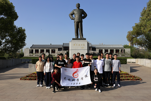 1523511399480363.png 图片1.png